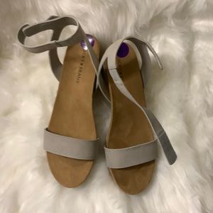 Lucky Brand wedges size 8 1/2 never been worn